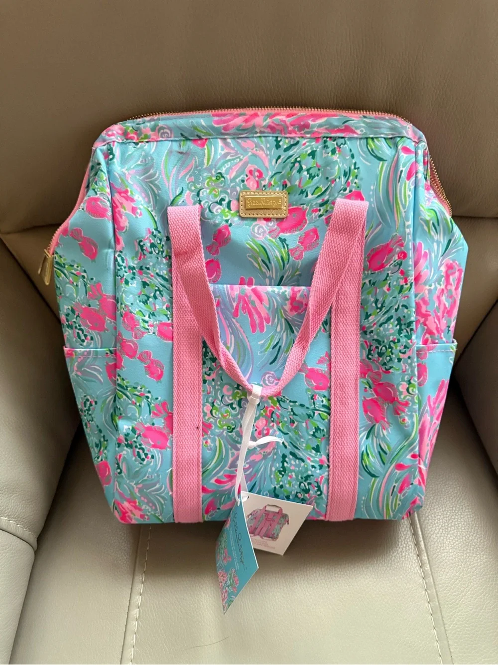 NWT LILY Pulitzer Insulted Backpack Cooler bag Large Capacity, best fishes